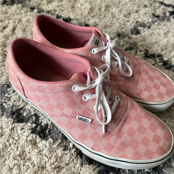 Vans Women's Pink and White Checkered Sneakers - Picture 3 of 9